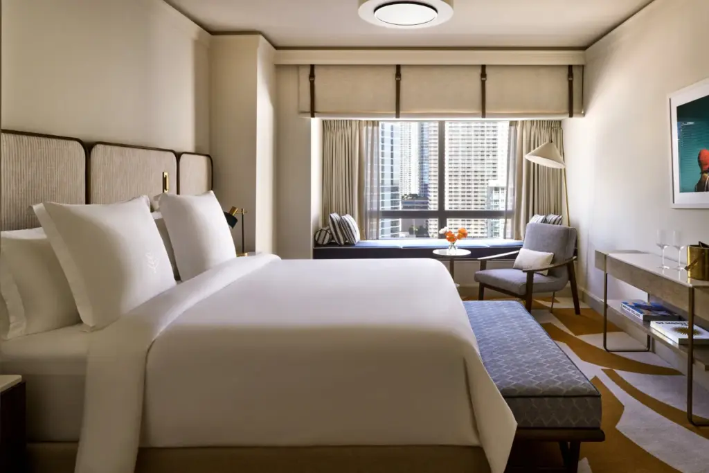 Four Seasons Hotel Miami